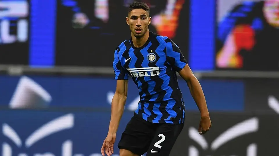 Inter de Milan: Achraf Hakimi dio positivo por Covid-19