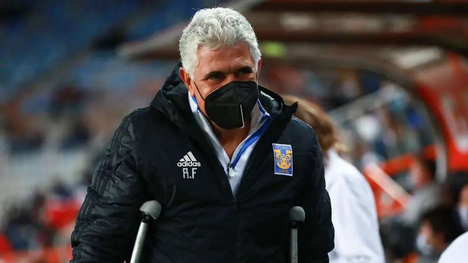 Tigres: Tuca Ferretti fue operado con éxito de la cadera