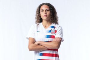 Trinity, hija de Dennis Rodman, estará en el Draft de la NSWL