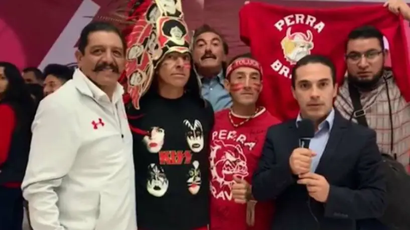 Video: La Volpe recordó cuando le dio un ‘zape’ a un reportero en plena transmisión