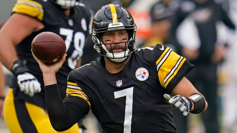 NFL: Big Ben continuaría con Steelers tras reunión con presidente del equipo