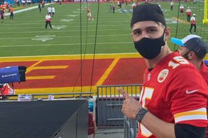 Alan Pulido: Asistió al Super Bowl LV para apoyar a los Chiefs