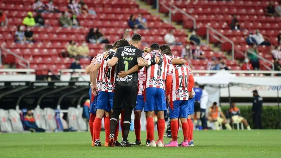 Chivas: Robo de utilería y venta de boletos de cortesía sería la razón del despido de personal