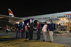 Coronavirus: Primer lote de vacuna Sputnik V llegó a México con 200 mil dosis