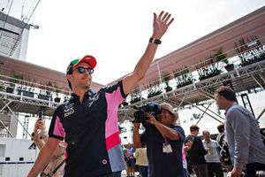 Checo Pérez: 'Red Bull me convencería sin dudar'