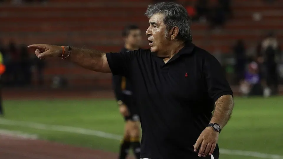 'Maestro' Reinoso confirmó que fue fue vacunado contra el Covid-19