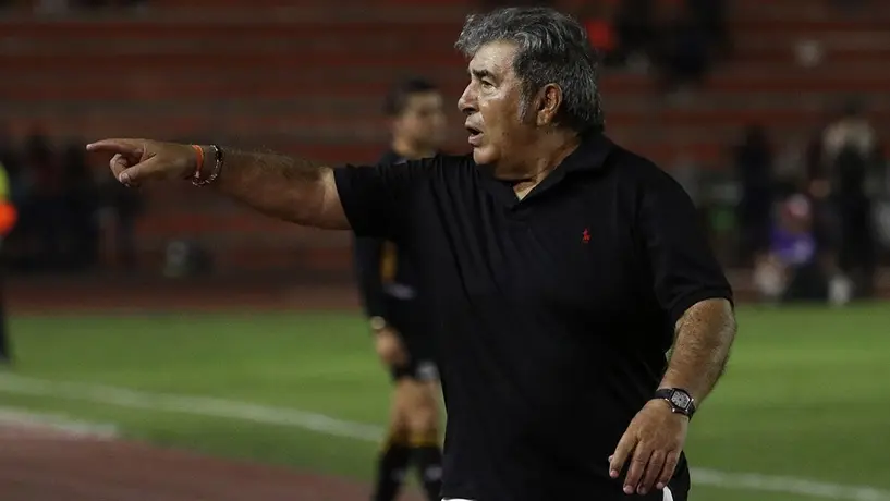 'Maestro' Reinoso confirmó que fue fue vacunado contra el Covid-19