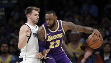 LeBron James: 'Quería que Doncic fuera el primer miembro de mi marca'