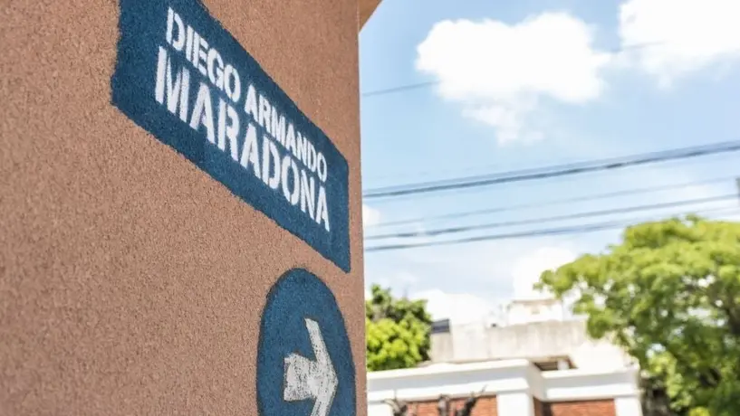 Diego Maradona: Nombran avenida en honor a El Diego en el barrio donde nació