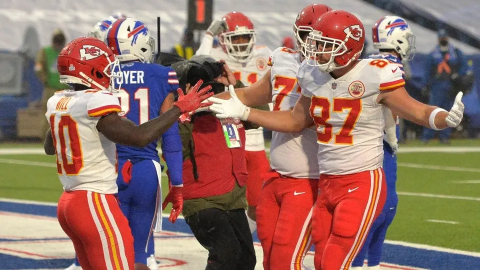 Chiefs vuelve a la victoria tras derrotar de visita a los Bills