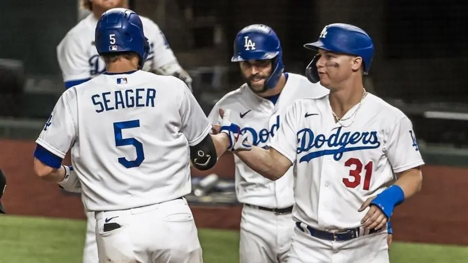 Dodgers hace historia con 11 carreras en la primera entrada ante Braves