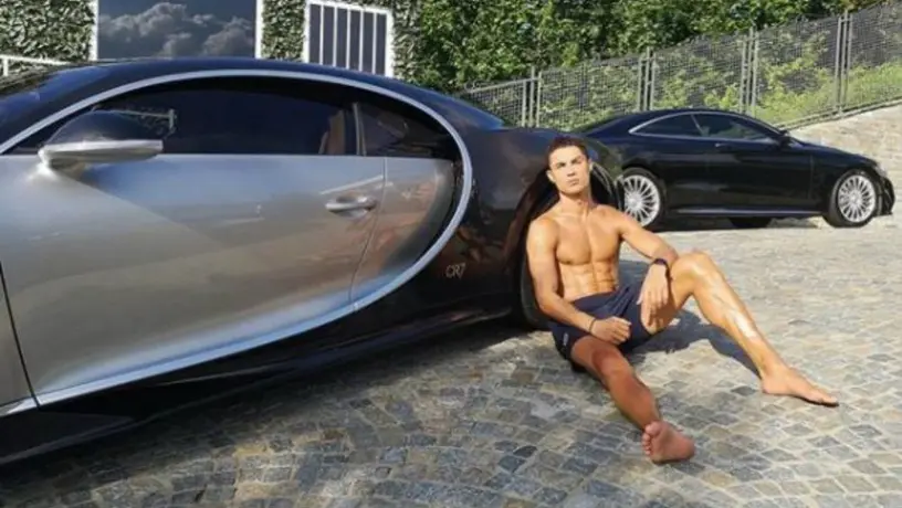 Cristiano Ronaldo: Se compró un Bugatti Chiron, el auto más veloz y caro del mundo