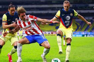 Clásico Nacional: David Faitelson lanzó nueva apuesta al Burro Van Rankin