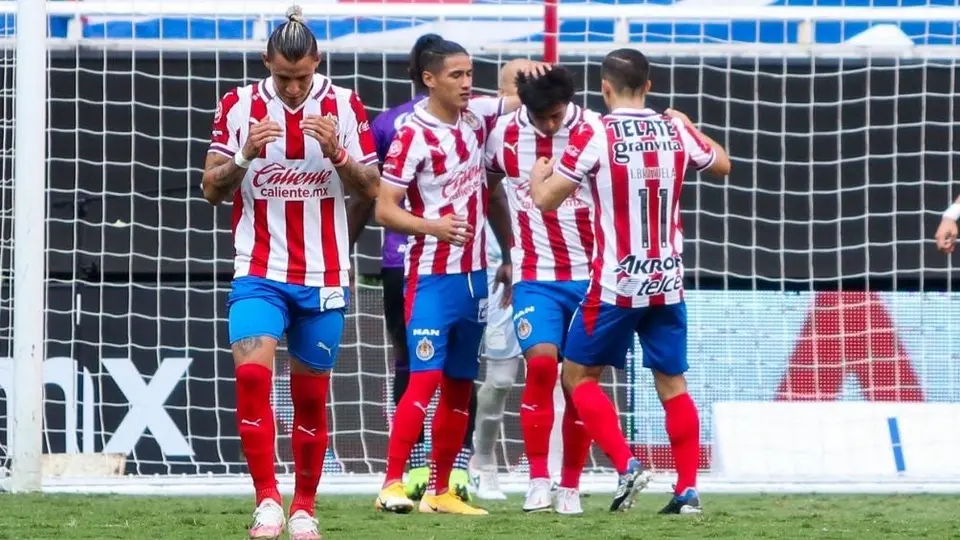 Chivas: Llegada de Vucetich benefició a 12 jugadores en el Rebaño