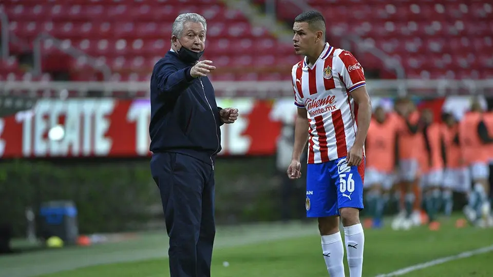 Chivas: ¿A qué canteranos contempla Vucetich para el Guardianes 2021?