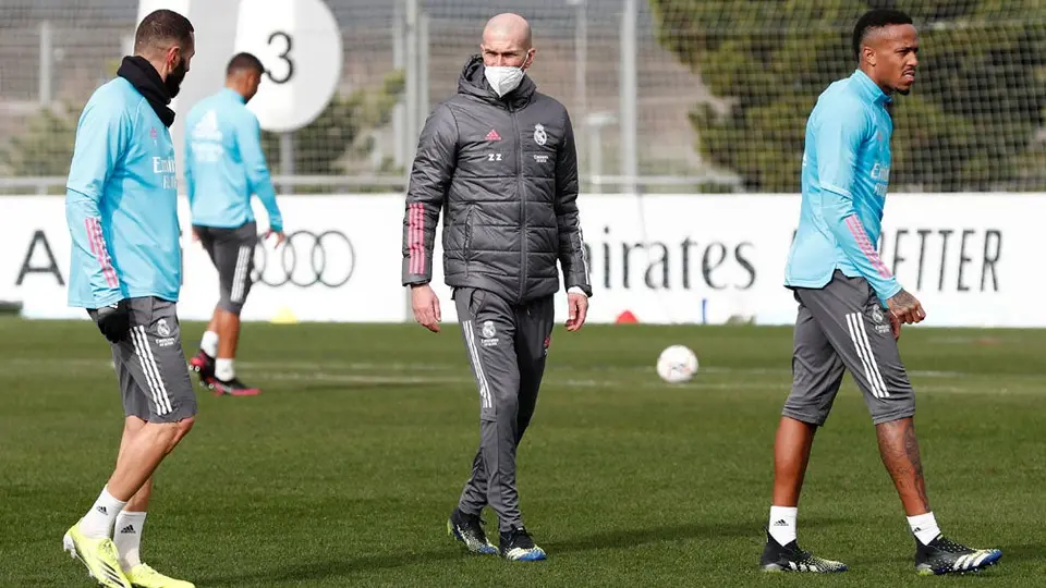 Real Madrid: Zinedine Zidane superó el Covid y volvió a los entrenamientos