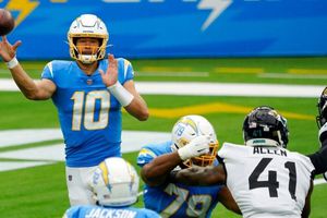 NFL: Chargers venció a Jaguars en el primer triunfo de Justin Herbert