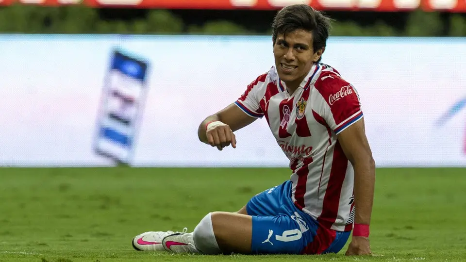 Chivas: JJ Macías recayó de su lesión y es baja para el Repechaje vs Necaxa