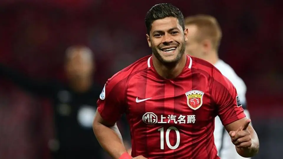 Hulk confirmó su salida del Shanghai SIPG tras discusión con su DT