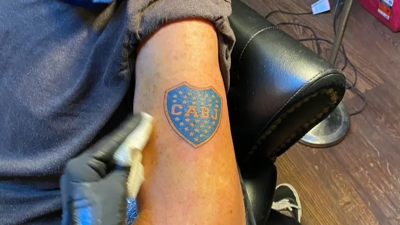 Boca Juniors: Abuelo de 79 años se tatuó el escudo del cuadro Xeneize