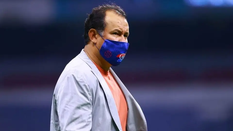 Cruz Azul: Juan Reynoso prepara nuevas 'rotaciones' para su debut en Concachampions