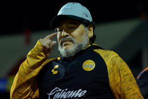 Diego Maradona: Pelusa guardó parte de su dinero en México