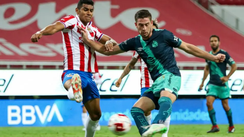 Puebla: Santiago Ormeño 'rechazó' reforzar al Manchester City tras Messi quedarse en Barcelona
