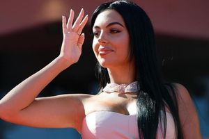 Georgina Rodríguez, pareja de CR7, sobre la fama: 'Se nos acercan muchos interesados'