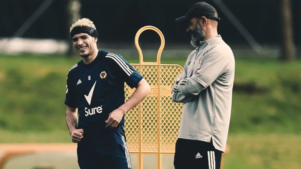 Raúl Jiménez: Nuno Espírito pidió paciencia sobre el regreso del mexicano a las canchas