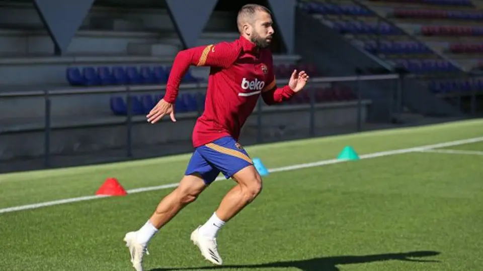 Barcelona: Jordi Alba volvió a los entrenamientos de cara al Clásico