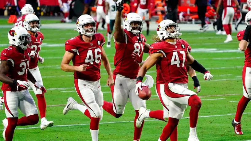 NFL: Cardinals vence a Eagles y se acerca a los playoffs