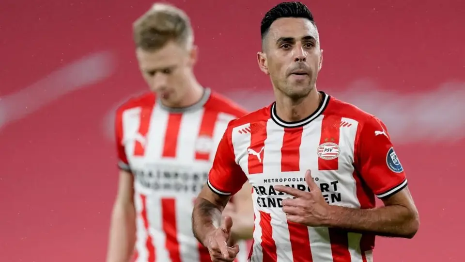 Erick Gutiérrez tuvo minutos en la victoria del PSV sobre el Waalwijk