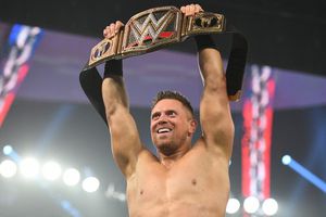 The Miz: 'Bad Bunny no merece estar en el mismo ring que yo'