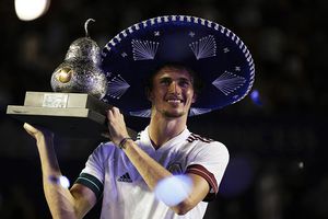 Abierto Mexicano de Tenis: Zverev usó playera del Tri y el público lo vitoreó como mexicano
