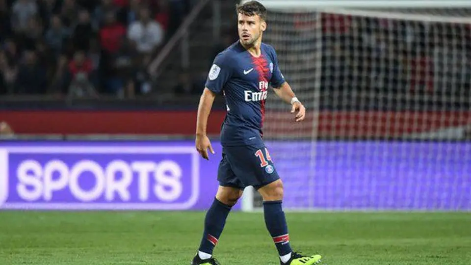 PSG: Juan Bernat extendió su contrato con el club hasta 2025