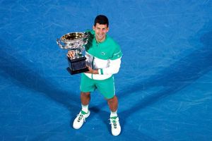 Novak Djokovic superó el récord de Roger Federer como número uno