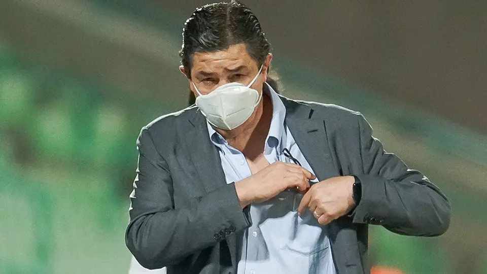 Chivas: Tena afirmó que las ausencias no son pretexto para los malos resultados