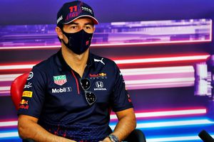 Checo Pérez: "La presión es igual en el equipo que estés en la Fórmula 1"