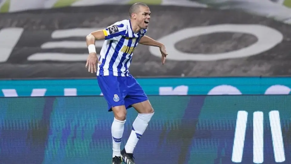 Porto: Pepe renovará con los Dragones hasta 2023