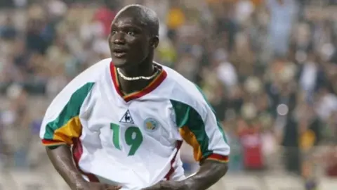 Falleció Papa Bouba Diop, héroe senegalés en el Mundial de 2002