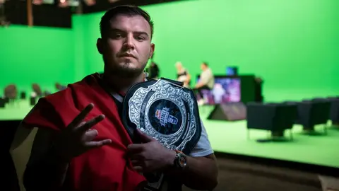 Rapder: Se proclamó campeón de la Internacional Red Bull Batalla de los Gallos 2020