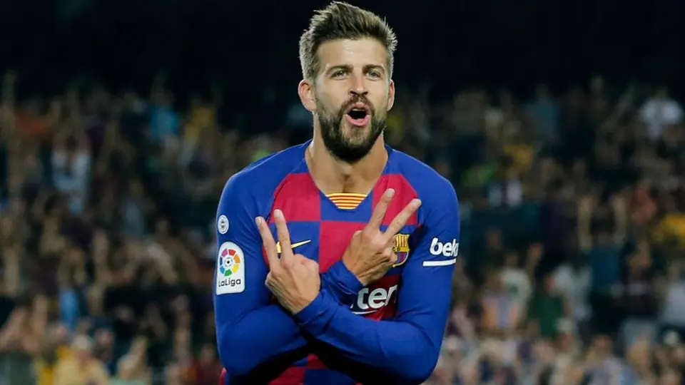 Barcelona: Piqué se 'burló' del VAR en gol anulado a Messi
