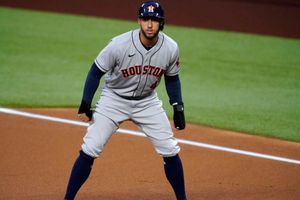 Blue Jays firmó a George Springer con el contrato más caro en la historia del club