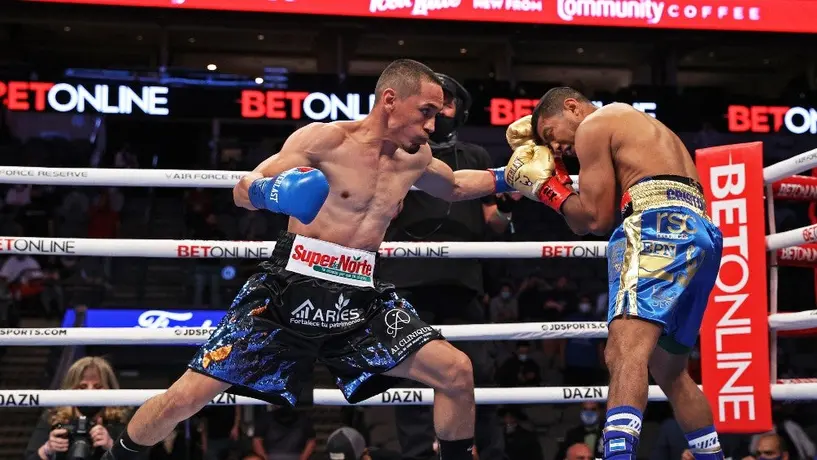 Gallo Estrada vs Chocolatito González: Juez fue suspendido por polémica puntuación