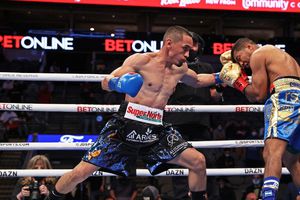 Gallo Estrada vs Chocolatito González: Juez fue suspendido por polémica puntuación