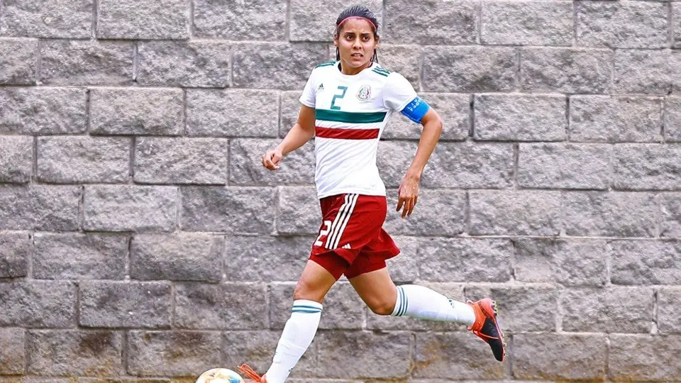 Kenti Robles, primera futbolista mexicana en llegar al Real Madrid Femenil