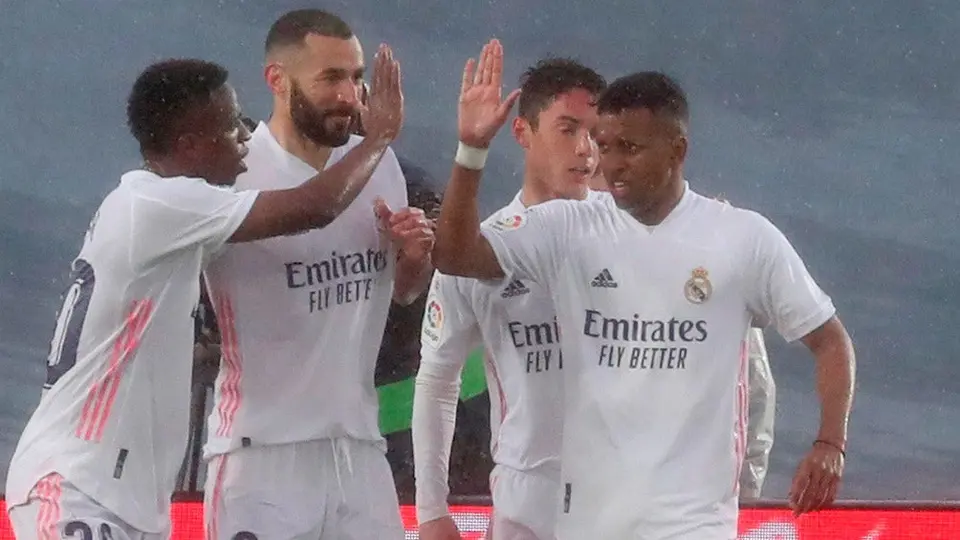 Real Madrid: Venció al Eibar y mete presión al Atleti y Barcelona en la cima de LaLiga