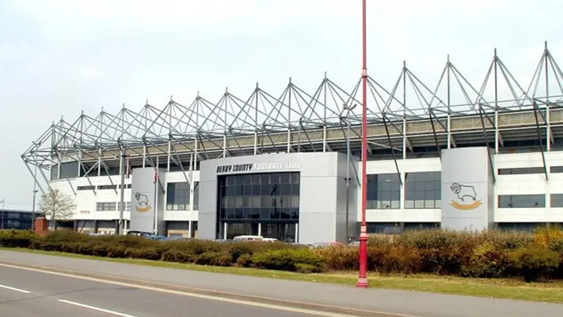 Derby County: Niño de 9 años se postula al cargo de técnico del club