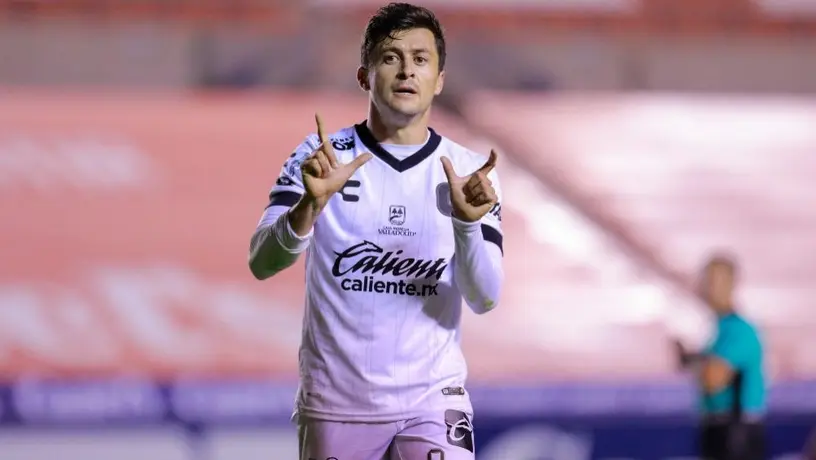 Querétaro mostró su uniforme especial por el Día de Muertos