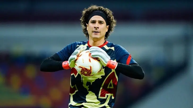 Guillermo Ochoa: 'No creo que hubiera elegido ser más streamer que futbolista'